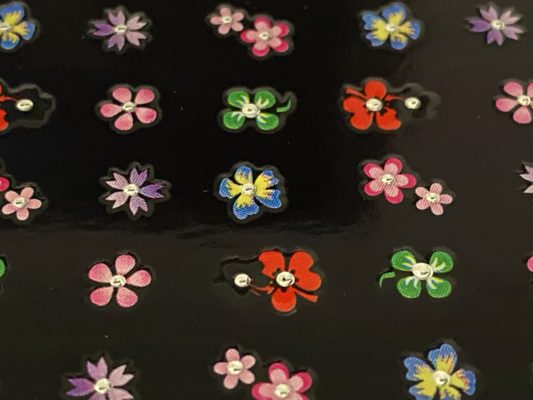 Profi NailArt Sticker - Blumenmuster mit kleinen Glitzersteinchen.