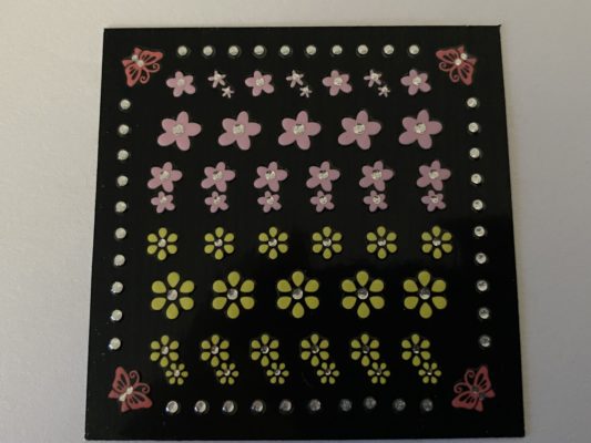Profi NailArt Sticker - Blumenornamente mit Schmetterlingen und Steinchen.
