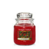 Yankee Candle Red Apple Wreath Medium Jar jetzt bei www.rtWebshop.ch Deko & mehr